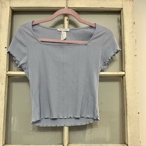 Caution to the Wind baby blue , M , crop top !